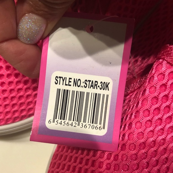 Fuchsia ‘Love’ Star slip-on sneaker - Picture 5 of 6